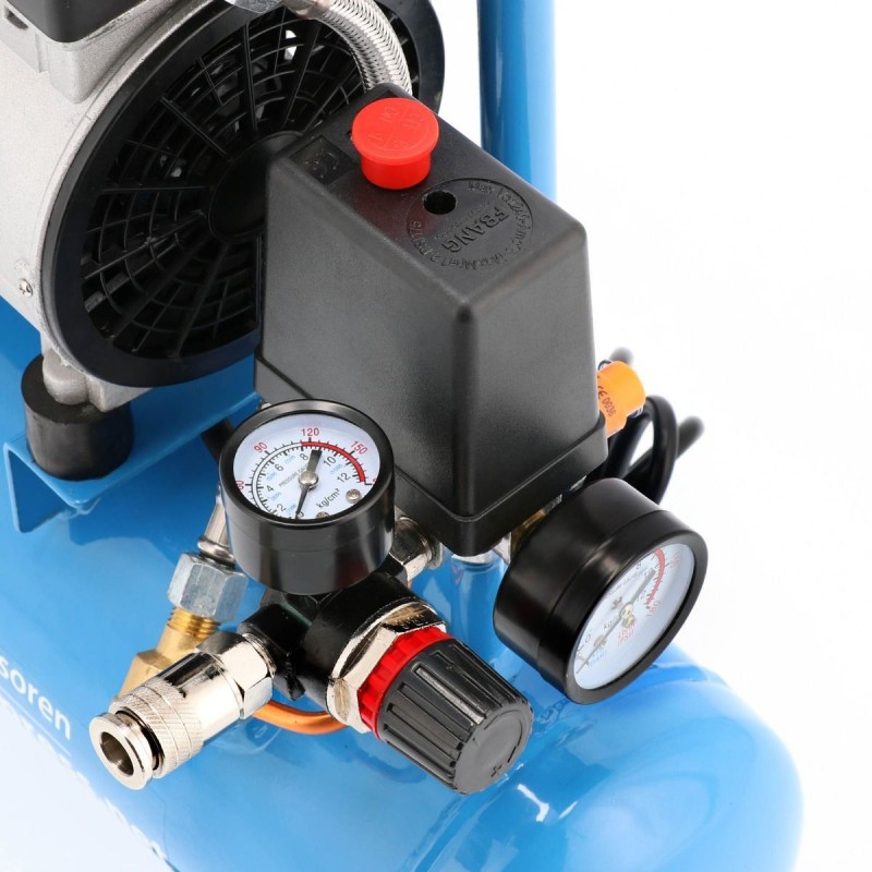 Mały kompresor L 6-105 8 bar + zestaw z pistoletem do przedmuchu i wężem pneumatycznym