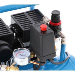 Mały kompresor L 6-95 + zestaw gwoździarka i wąż pneumatyczny