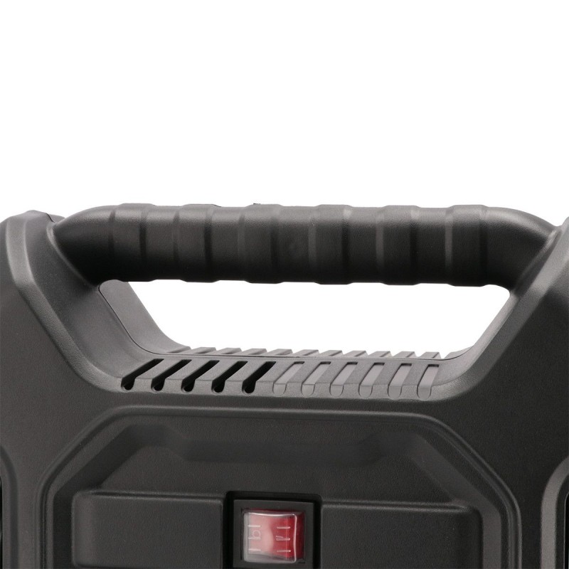 Mały kompresor bezolejowy walizkowy HLO 180 8 bar 1.5 KM/ 1.1 kW 150 l/min + zestaw akcesoriów