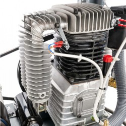 Cichy kompresor dwutłokowy APZ 1300+ 11 bar 10 KM/7.5 kW 400V 747 l/min 3 l - połączenie gwiazda-trójkąt