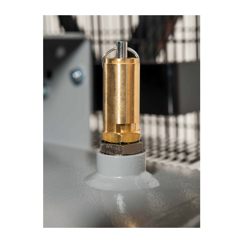 Kompresor dwutłokowy HK 1500-500 SD Pro 14 bar 10 KM/7.5 kW 400V 596 l/min 500 l - połączenie gwiazda-trójkąt