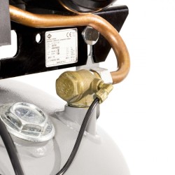 Kompresor dwutłokowy pionowy VK 700-270 Pro 11 bar 5.5 KM/4 kW 400V 476 l/min 270 l