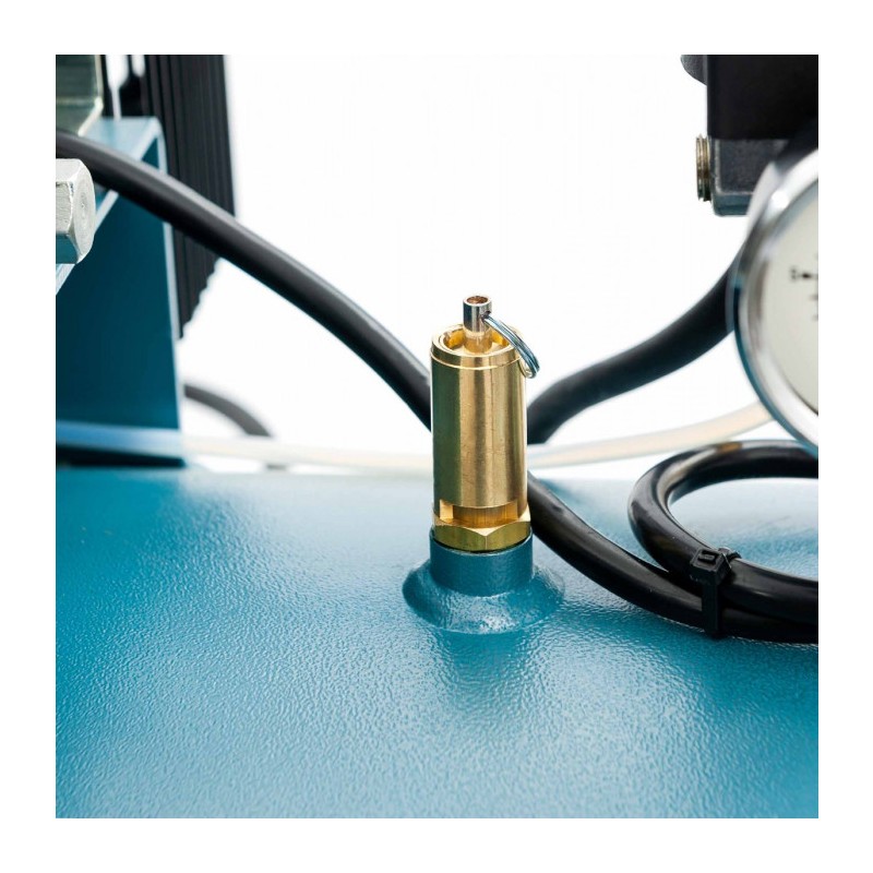 Kompresor dwutłokowy K 200-600 14 bar 4 KM/3 kW 400V 268 l/min 200 l