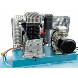 Kompresor dwutłokowy K 300-700 14 bar 5.5 KM/4 kW 400V 450 l/min 300 l