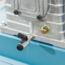 Kompresor dwutłokowy K 300-700 14 bar 5.5 KM/4 kW 400V 450 l/min 300 l