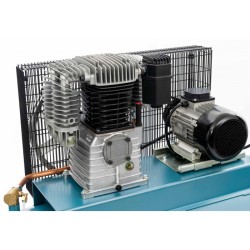 Kompresor dwutłokowy K 300-600 14 bar 4 KM/3 kW 400V 268 l/min 300 l