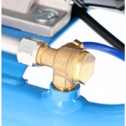 Mały kompresor bezolejowy dwutłokowy LMO 5-240 10 bar 1.5 KM/1.1 kW 192 l/min 5 l cichy