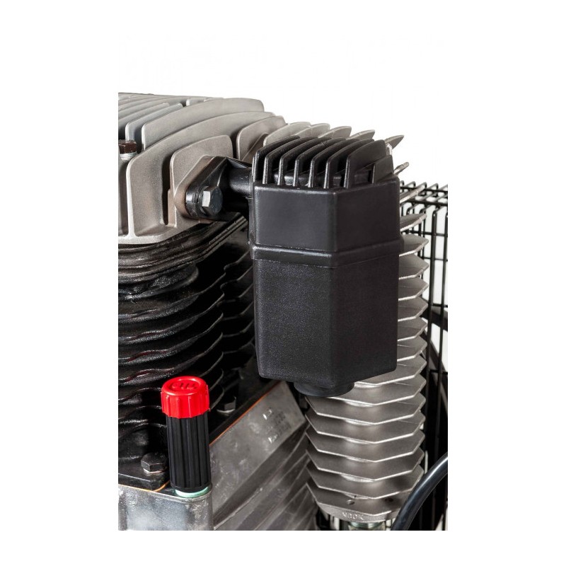 Kompresor dwutłokowy G 1000-500 Pro 11 bar 7.5 KM/5.5 kW 400V 665 l/min 500 l galwanizowany