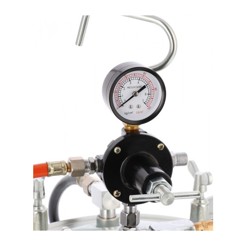 Pistolet do natrysku 8.5 l 5.5 bar dysza 2 mm