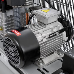 Kompresor dwutłokowy HK 700-150 Pro 11 bar 5.5 KM/4 kW 400V 476 l/min 150 l