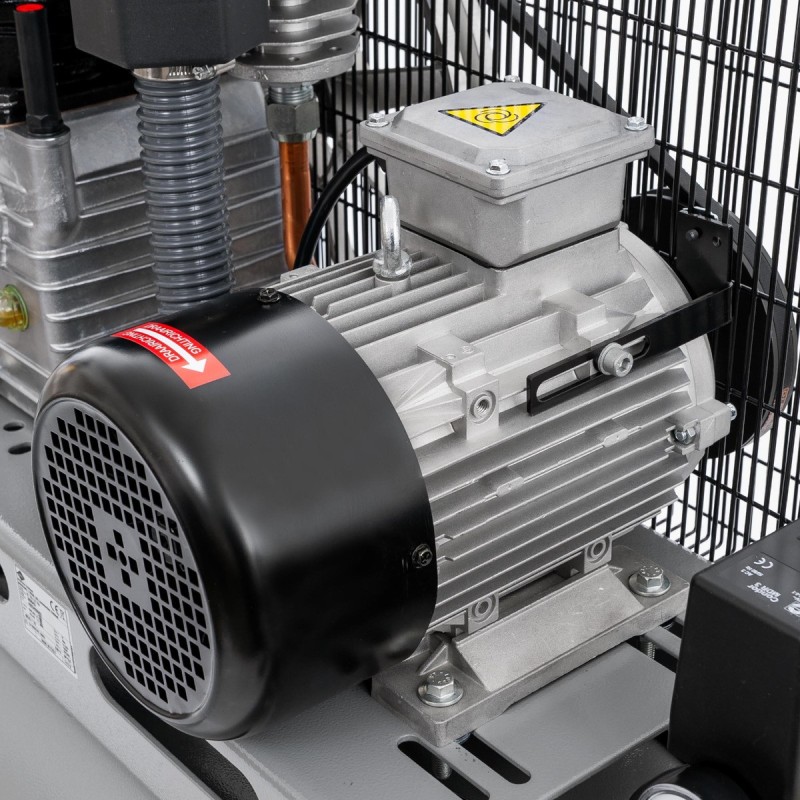 Kompresor dwutłokowy HK 700-150 Pro 11 bar 5.5 KM/4 kW 400V 476 l/min 150 l