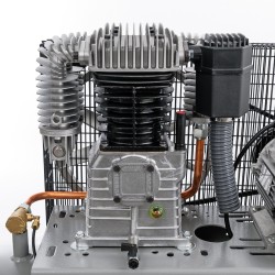 Kompresor dwutłokowy HK 700-150 Pro 11 bar 5.5 KM/4 kW 400V 476 l/min 150 l